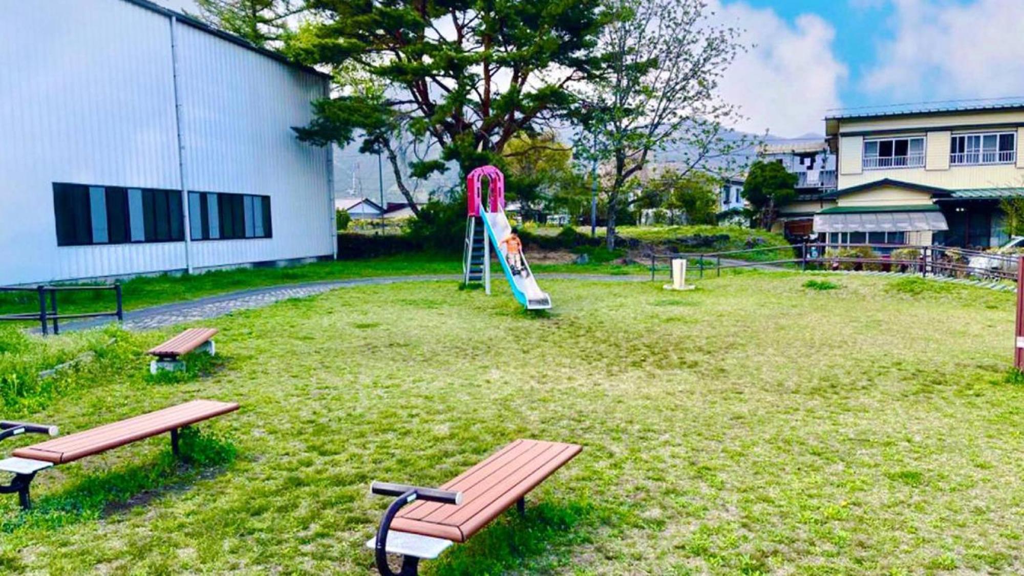 貸別荘 ウサギの郷 Fujikawaguchiko Eksteriør bilde